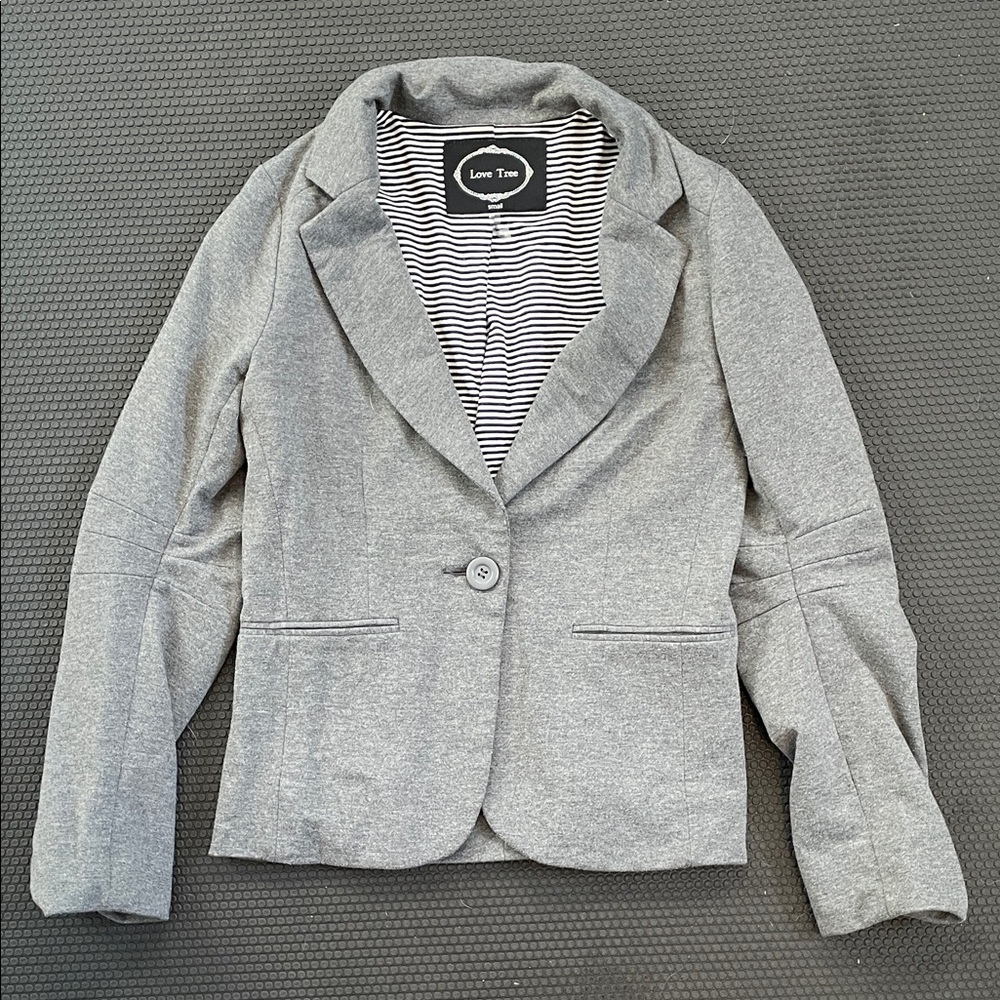 Love Tree Sz S Women's Classic Gray Blazer